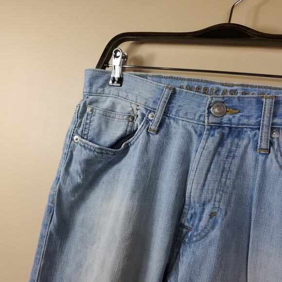 American Eagle Light Wash Original Straight Jeans Size 30x32 - Picture 4 of 9